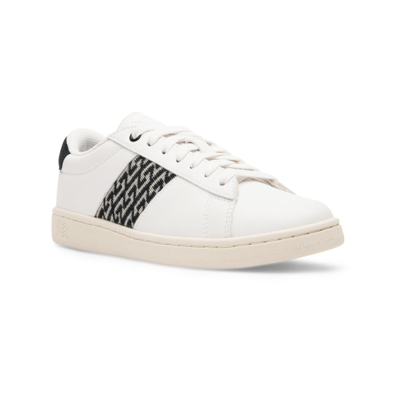 Ho Tay Classic Schwarz – elegante Sneaker mit chromfrei gegerbtem Leder und bequemer Sohle.