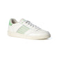 Vegane Low-Top-Sneaker mit pistaziengrünem Webmuster und atmungsaktivem Innenfutter – stilvoll und umweltfreundlich.